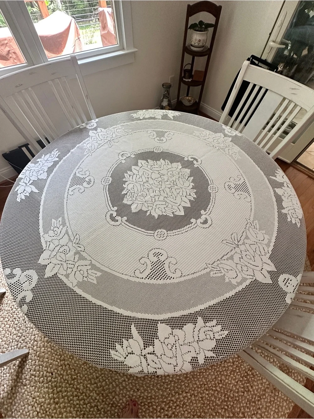 Ritz 72” Round White Lace Tablecloth Floral Polyester Table Cover